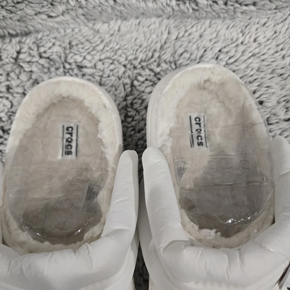 CROCS Classic Lined Neo Puff Clogs in White